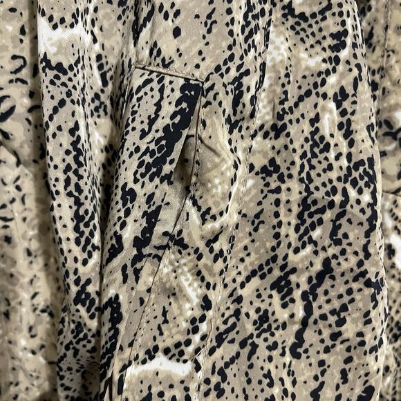 Vince Camuto Snakeskin Animal Print Bomber Jacket Size M Tan Black Zip Soft Fall - Picture 6 of 11